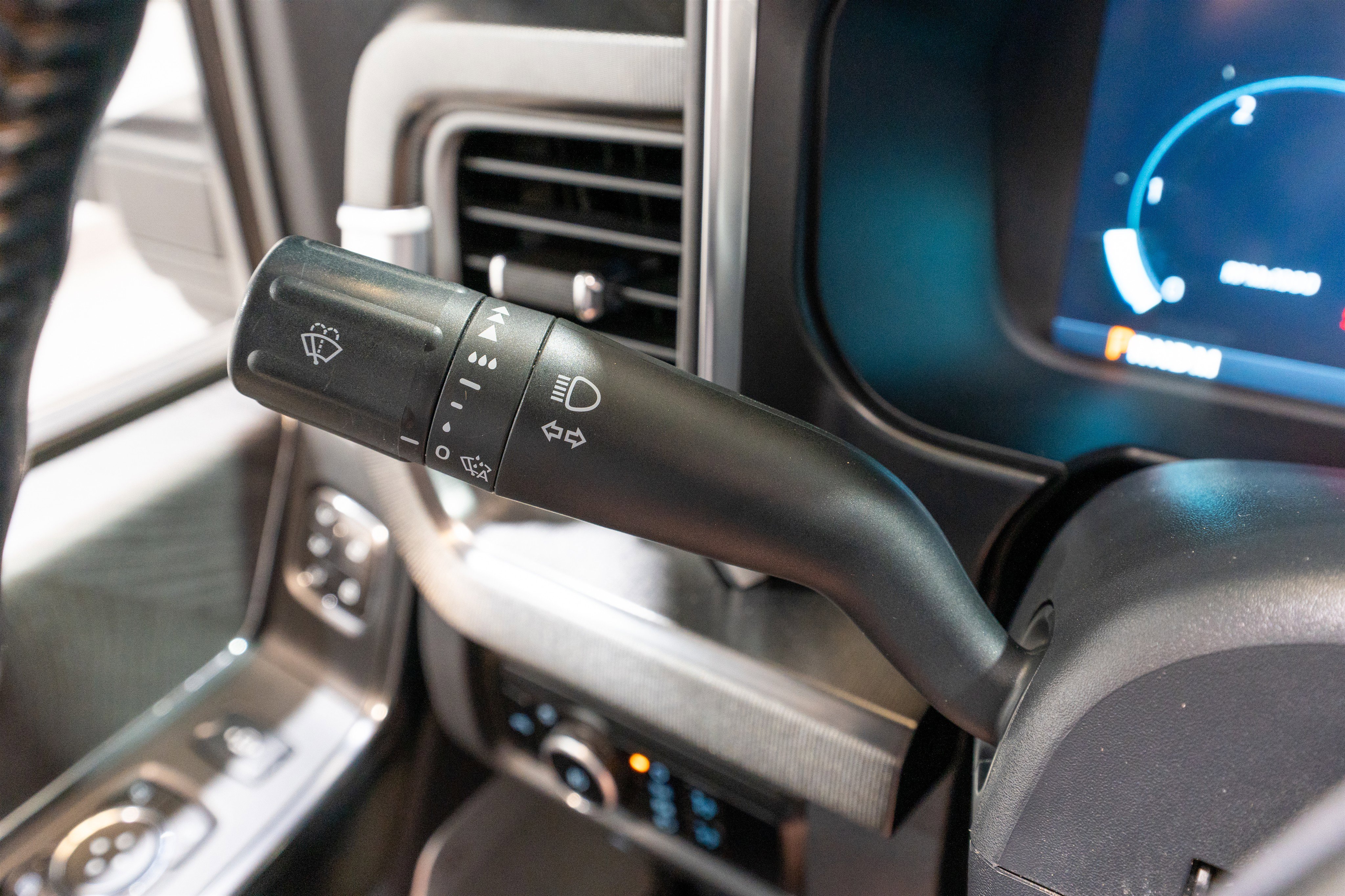 Used 2024 Ford F350 Platinum image 38