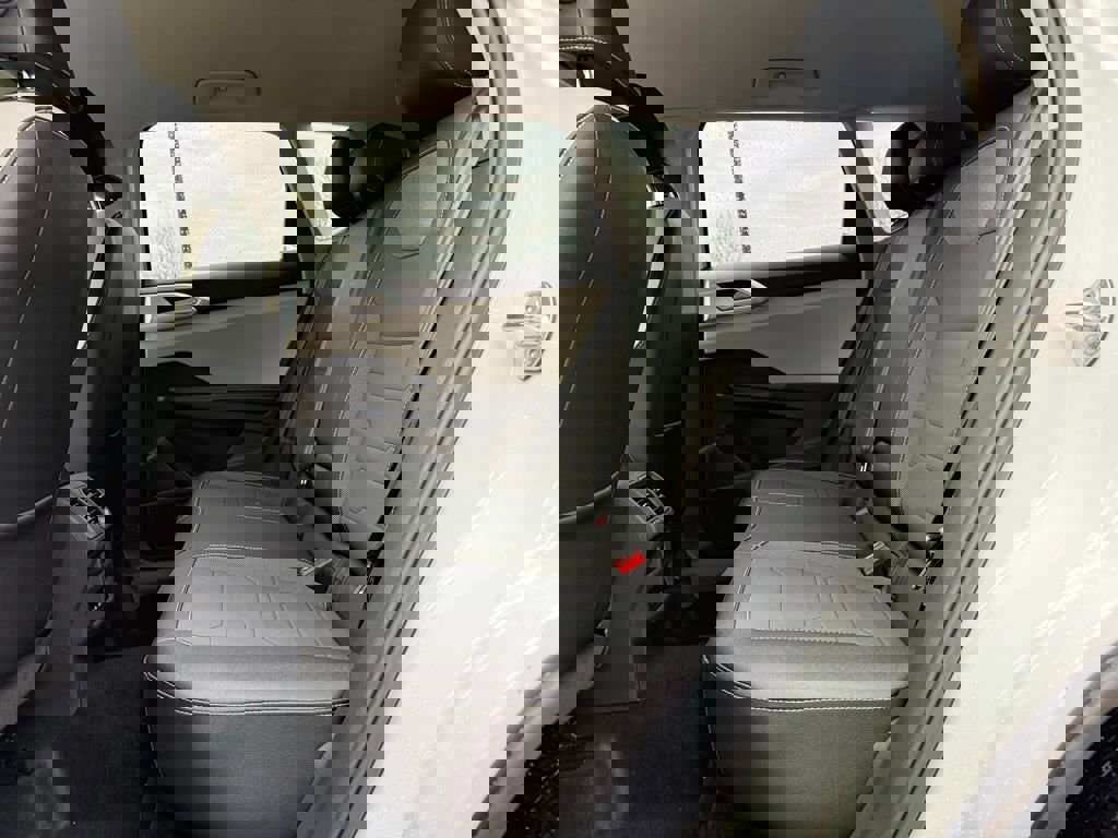 New 2026 Volkswagen Taos SE image 22