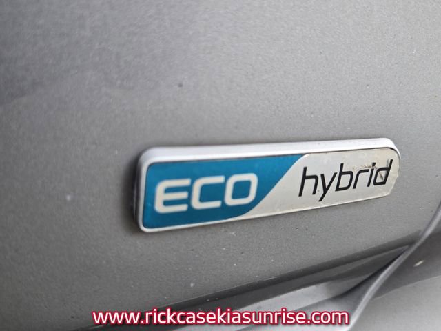 Used 2022 Kia Niro Touring Special Edition image 9