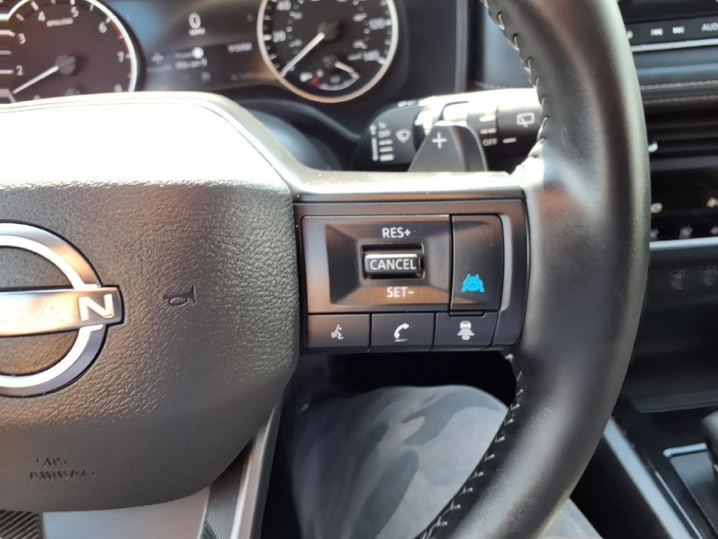 Used 2026 Nissan Rogue SV AWD/4WD image 14