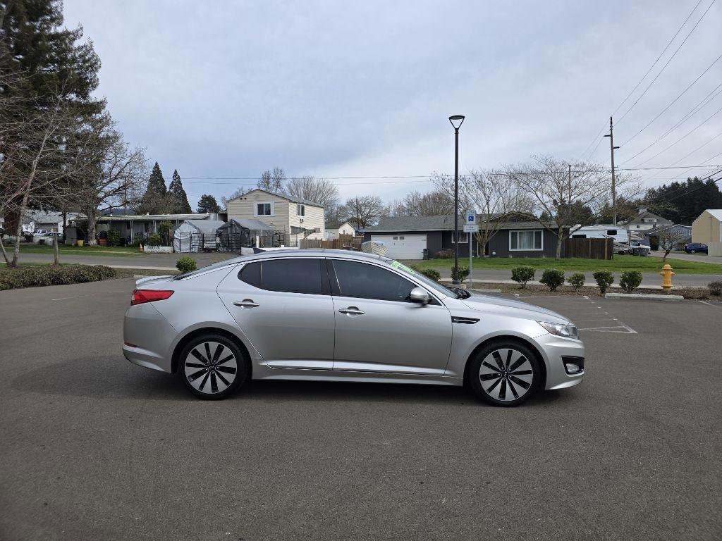 Used 2011 Kia Optima SX w/ Premium Pkg FWD image 4