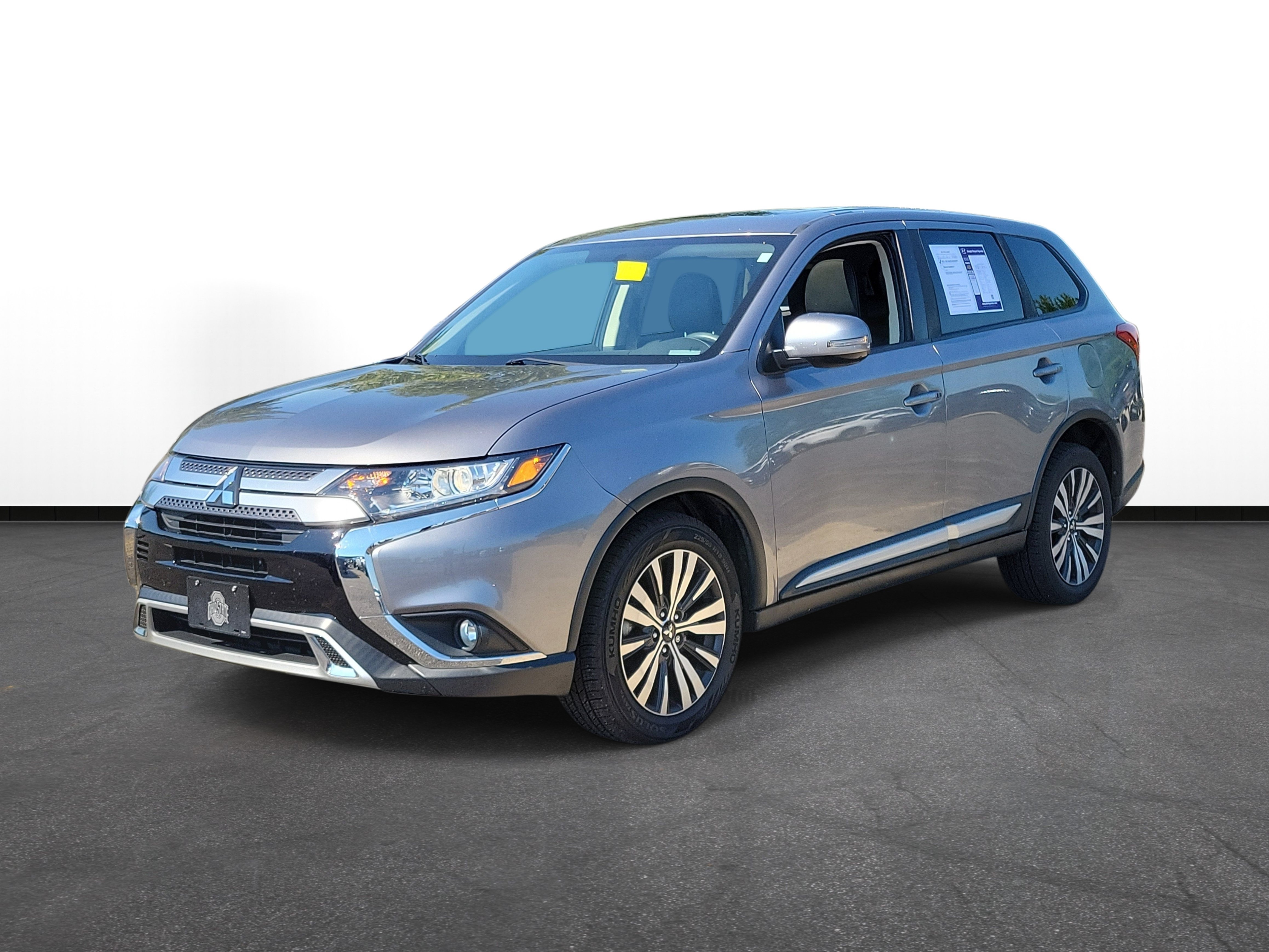 Used 2019 Mitsubishi Outlander LE AWD/4WD image 2