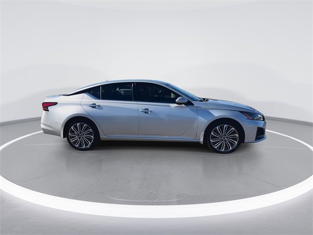 Used 2023 Nissan Altima 2.5 SL image 9
