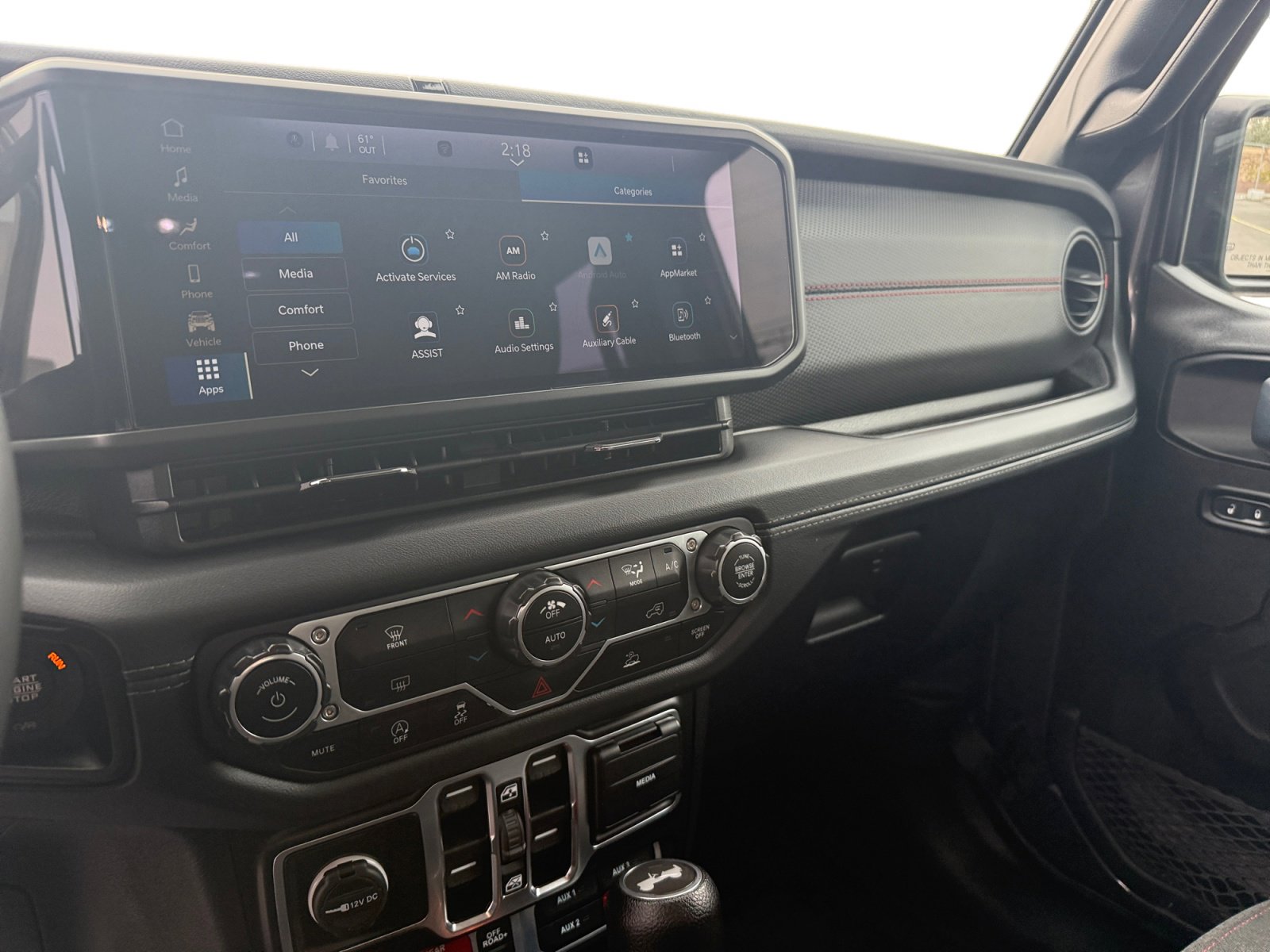 Used 2024 Jeep Wrangler Unlimited Rubicon image 12