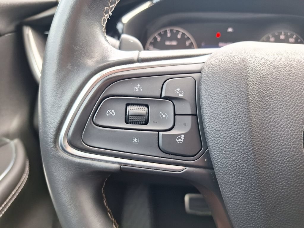 Used 2023 Buick Envision Preferred FWD image 19