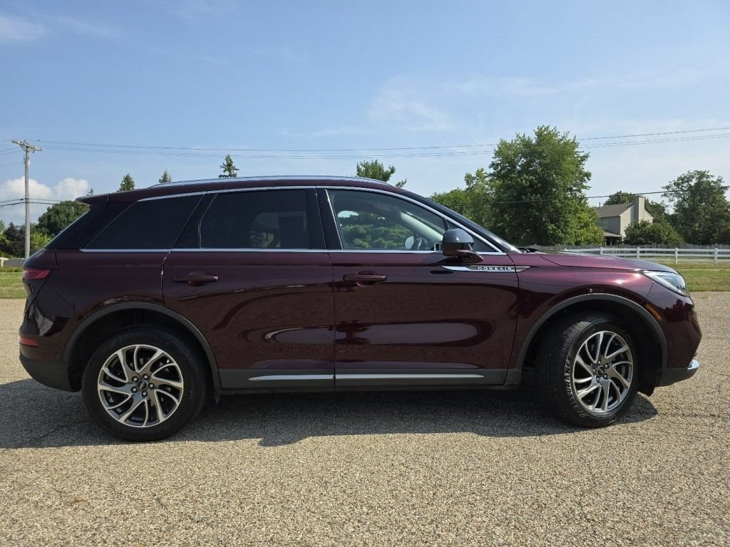 Used 2021 Lincoln Corsair AWD image 19