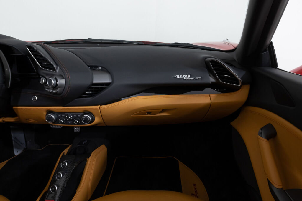 Used 2018 Ferrari 488 Spider image 40