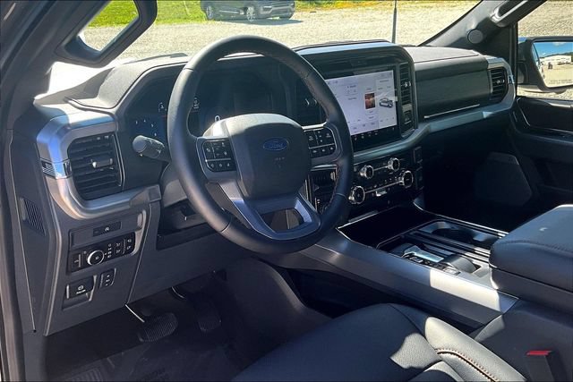 Used 2025 Ford F150 Lariat w/ Equipment Group 502A High AWD/4WD image 13