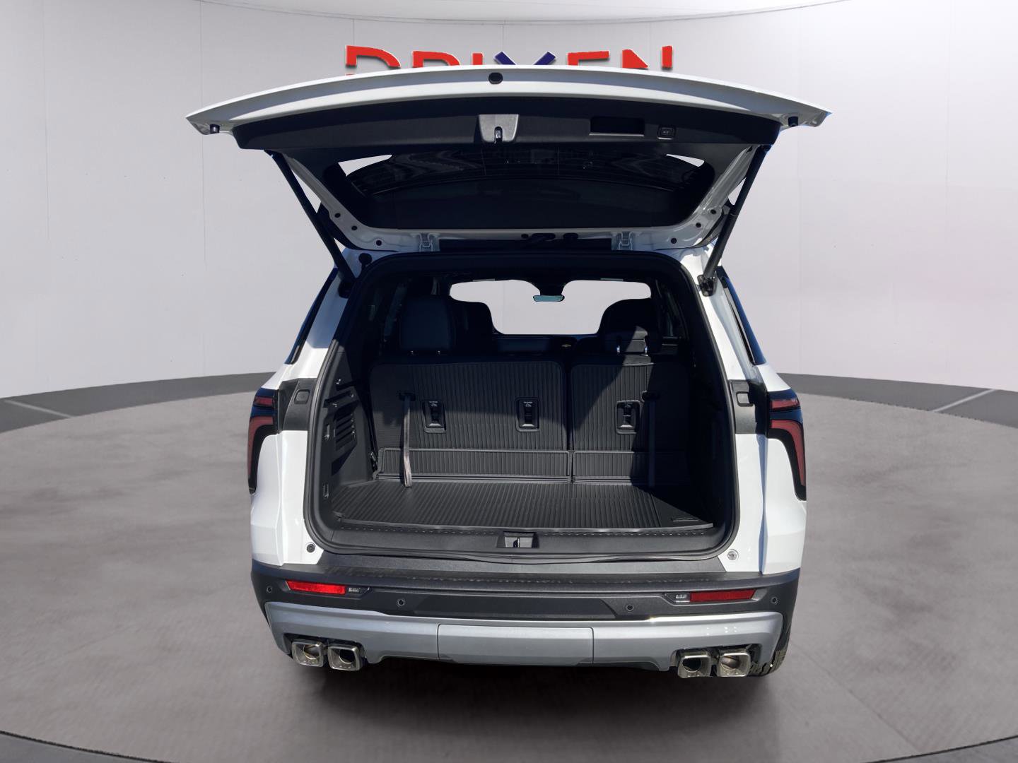 New 2026 Chevrolet Traverse LT w/ Sun and Wheel Package image 15