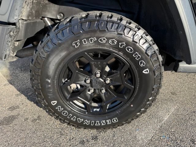 Used 2023 Jeep Wrangler Unlimited w/ Cold Weather Group AWD/4WD image 52