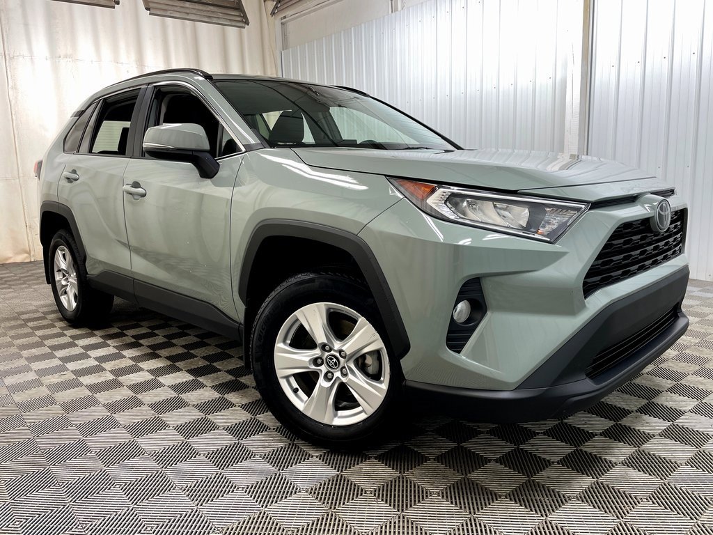 Used 2020 Toyota RAV4 XLE w/ All Weather Liner Package image 44