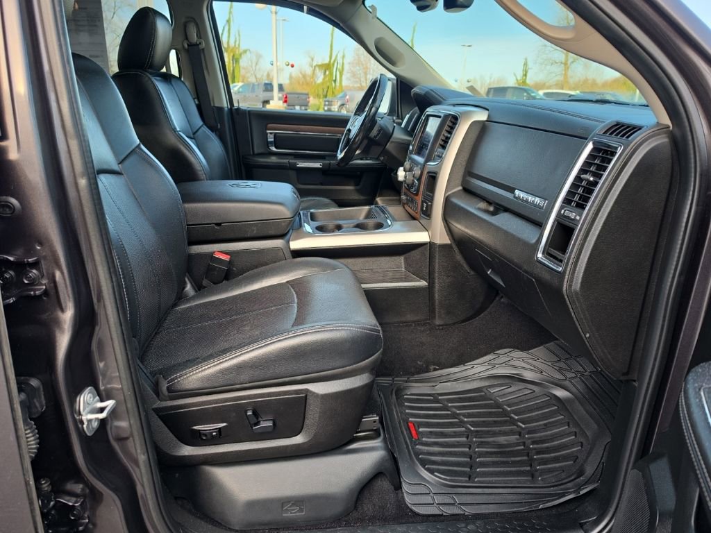 Used 2019 RAM 1500 Laramie w/ Convenience Group image 31