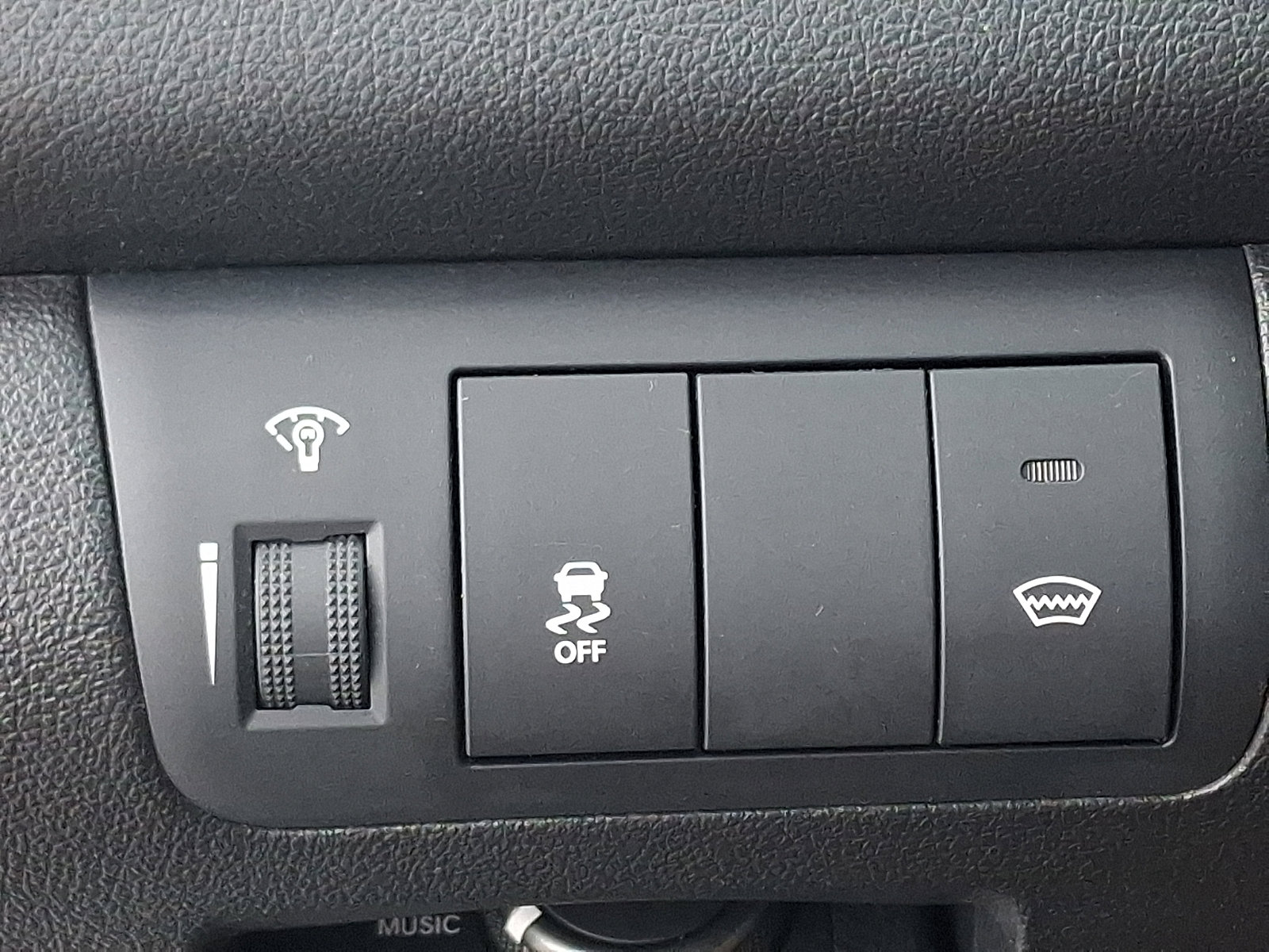 Used 2013 Kia Forte Koup SX w/ Leather Pkg image 25