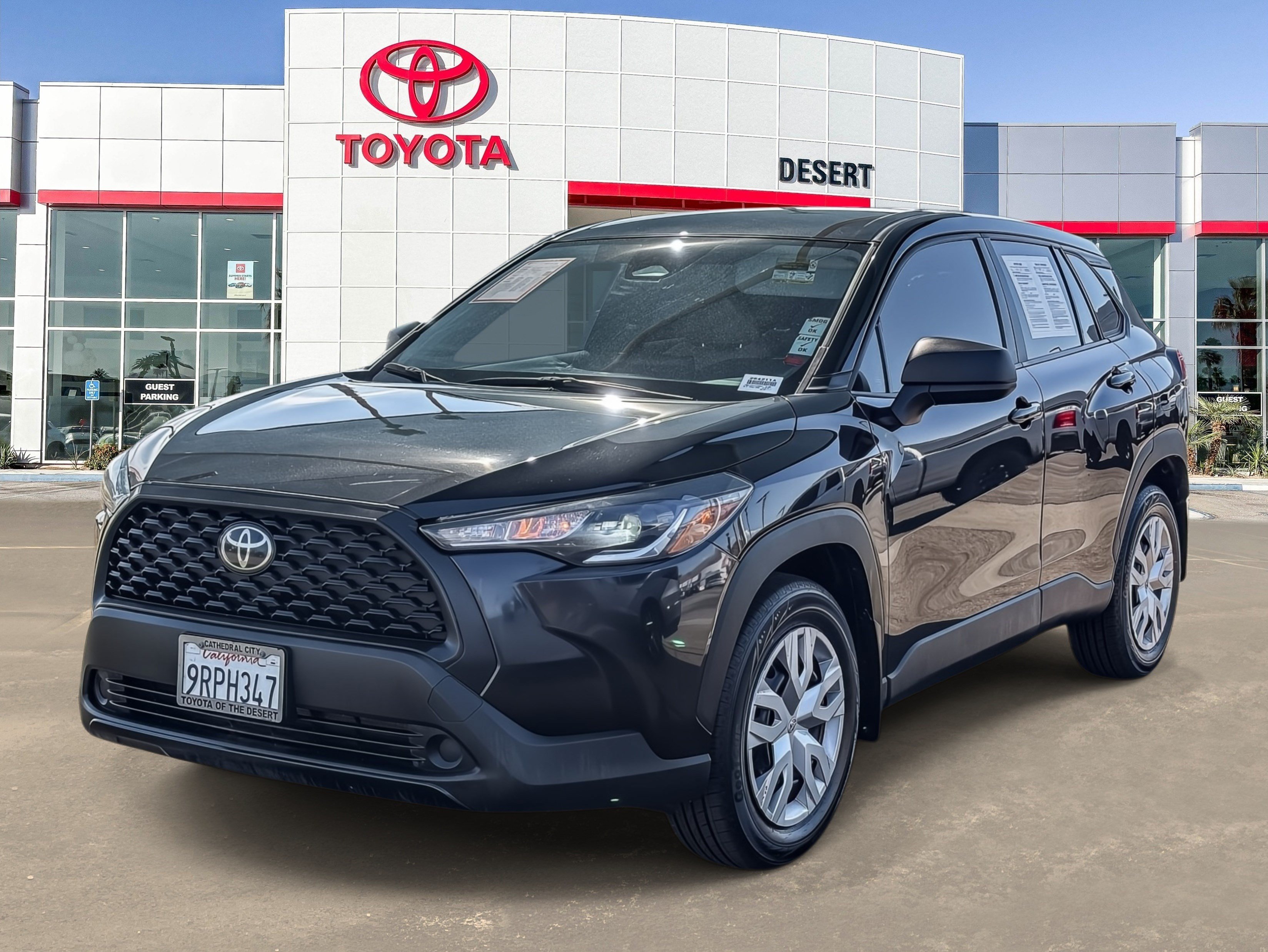 Certified 2025 Toyota Corolla Cross L FWD image 3