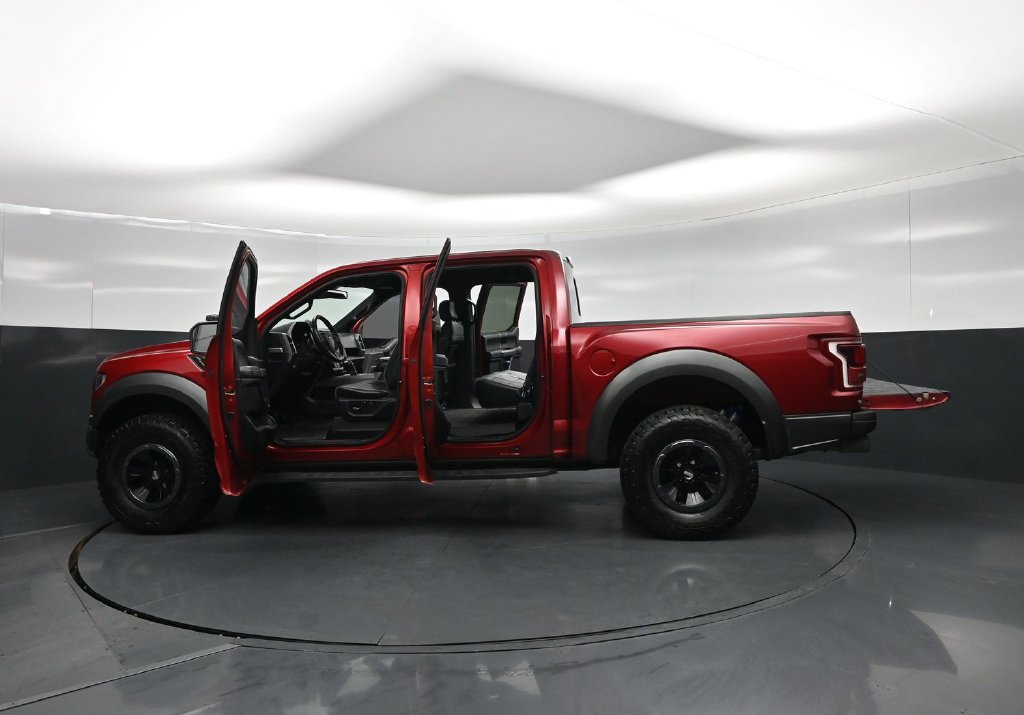 Certified 2017 Ford F150 Raptor w/ Equipment Group 802A Luxury AWD/4WD image 35