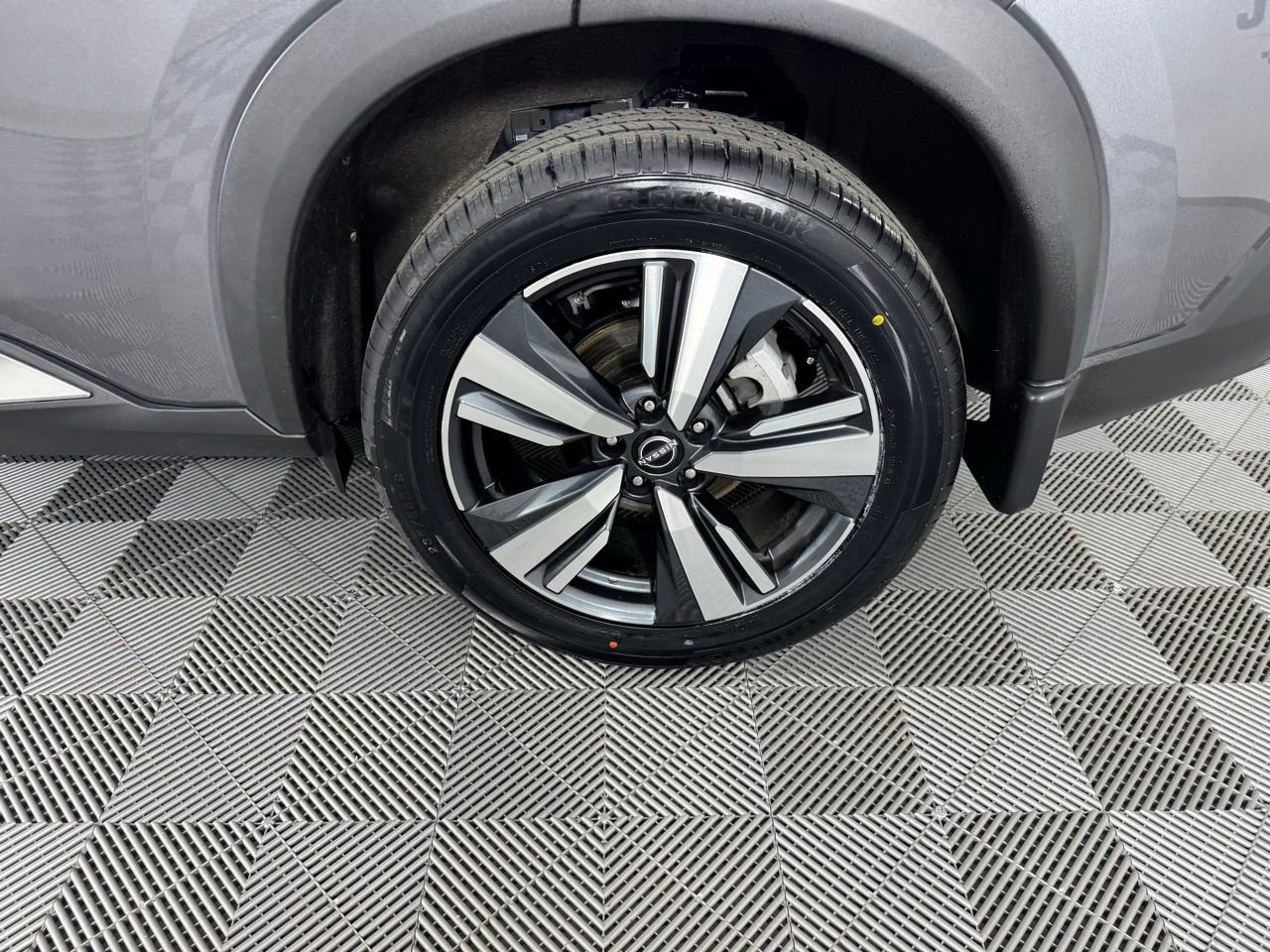 Used 2023 Nissan Rogue SL image 38