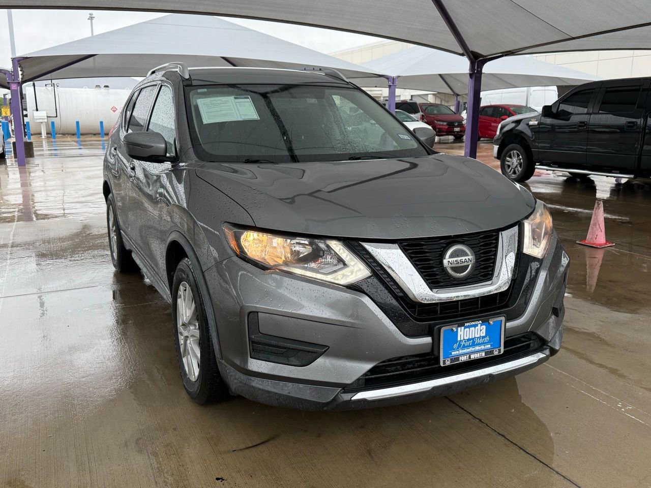 Used 2018 Nissan Rogue SV FWD image 8