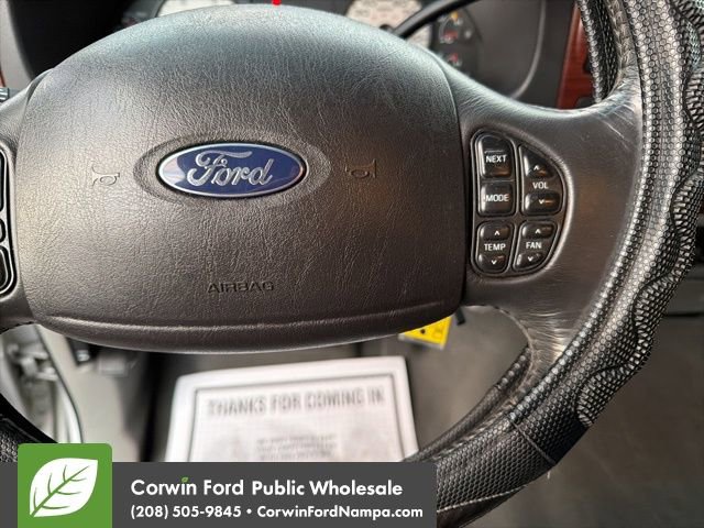 Used 2005 Ford F250 XLT image 17