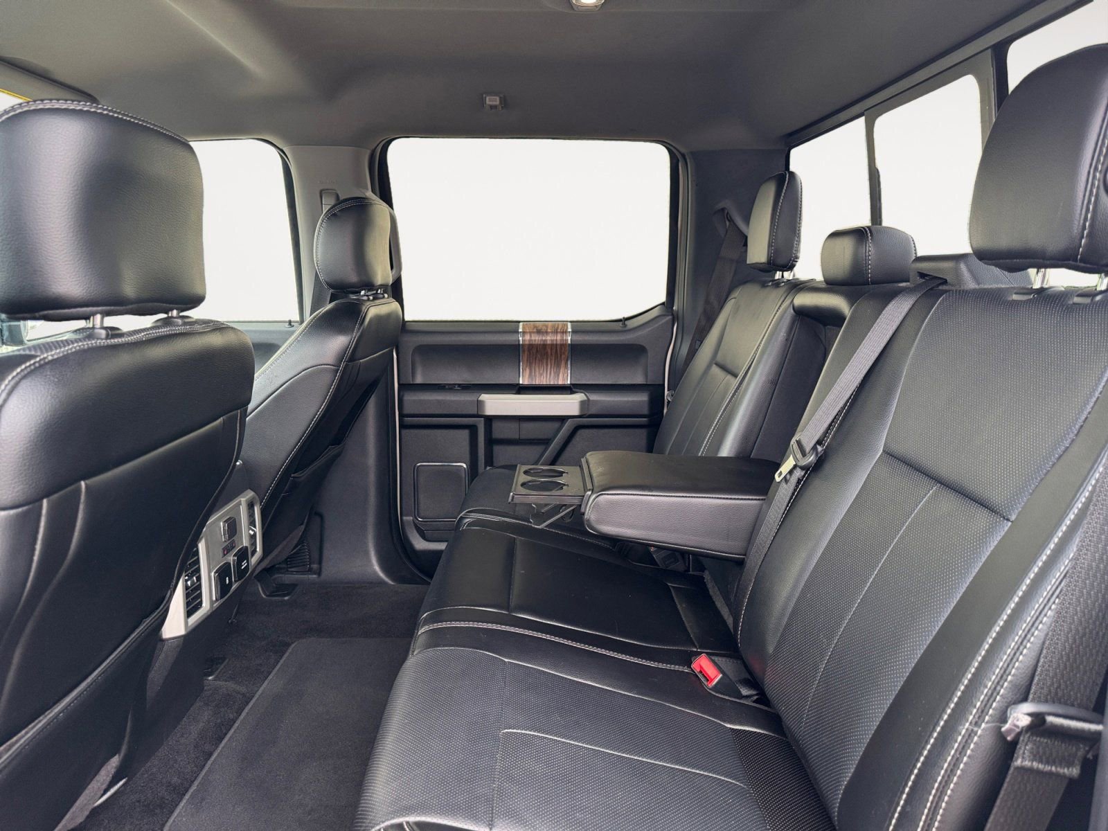 Used 2018 Ford F150 Lariat w/ Equipment Group 502A Luxury image 13