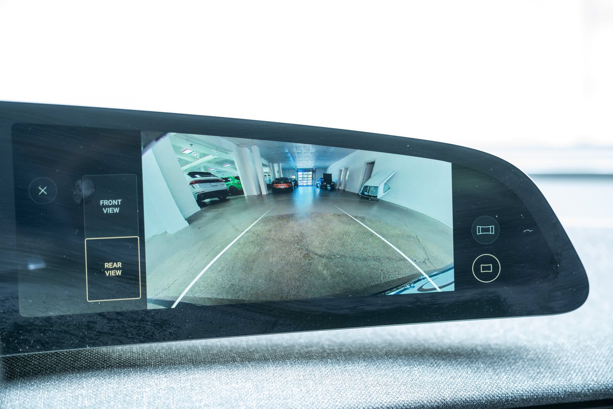 Used 2025 Lucid Air Touring AWD/4WD image 14