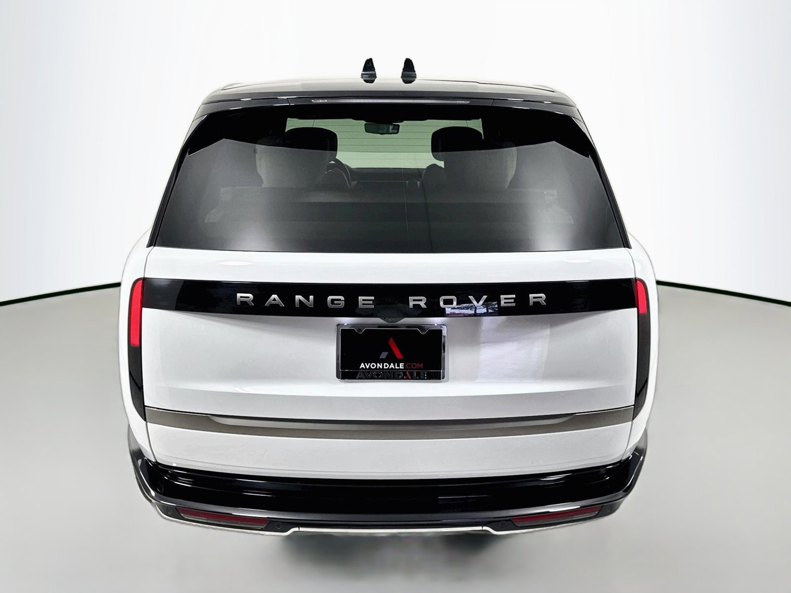 Used 2025 Land Rover Range Rover Long Wheelbase Autobiography AWD/4WD image 6