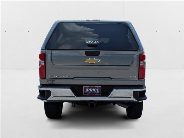 Used 2024 Chevrolet Silverado 2500 LTZ w/ LTZ Convenience Package image 6