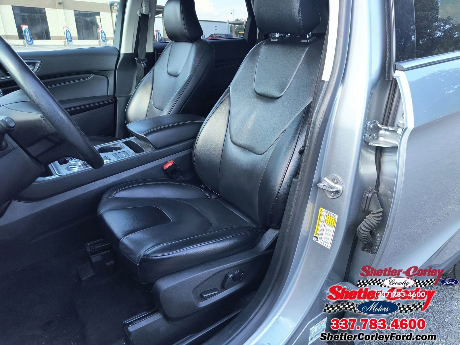 Used 2022 Ford Edge Titanium image 22