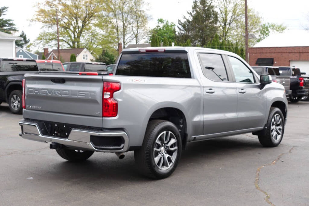 Used 2023 Chevrolet Silverado 1500 LT AWD/4WD image 5