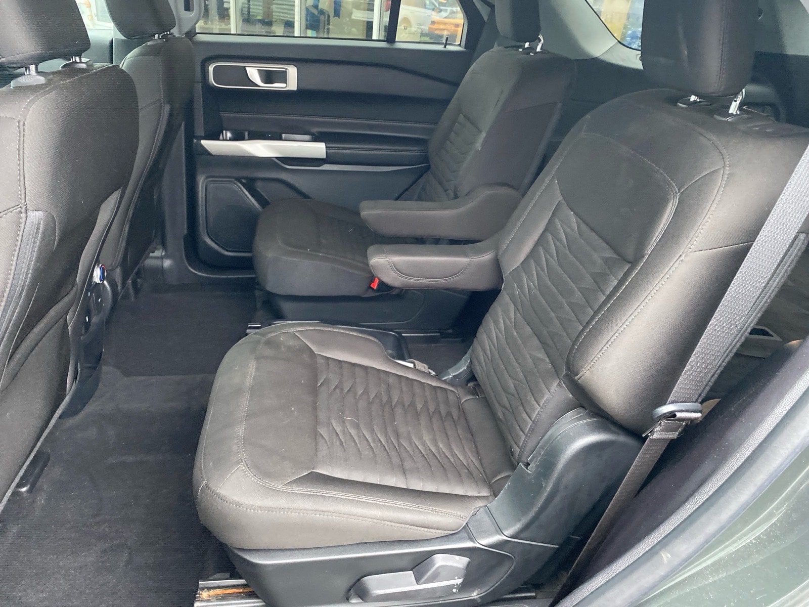 Used 2021 Ford Explorer XLT AWD/4WD image 23