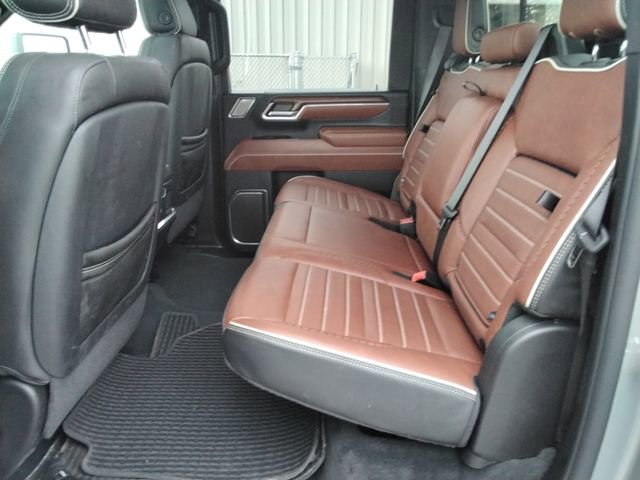 Used 2025 GMC Sierra 2500 Denali Ultimate AWD/4WD image 14