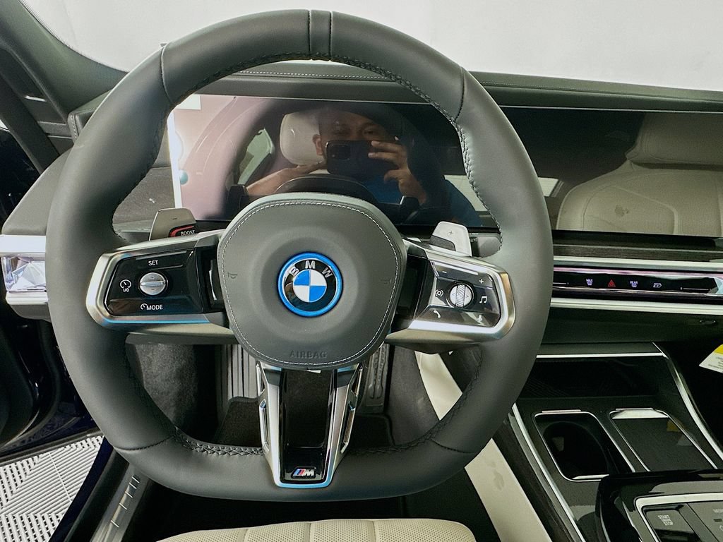 New 2026 BMW 750e xDrive w/ Executive Package AWD/4WD image 10
