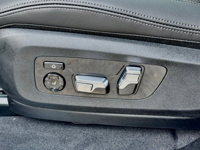 New 2026 BMW X7 xDrive40i AWD/4WD image 18