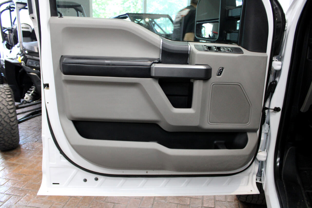 Used 2017 Ford F350 XLT image 12