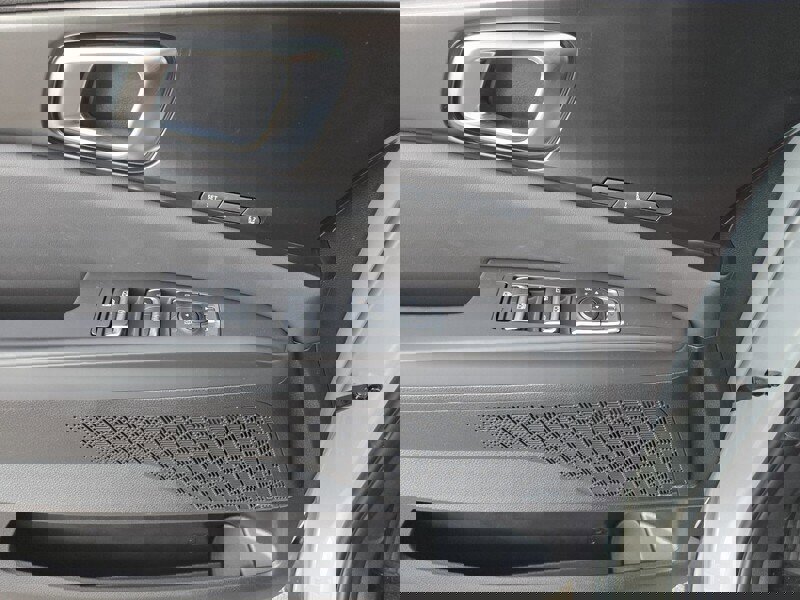 New 2026 Kia Carnival SX Prestige image 11