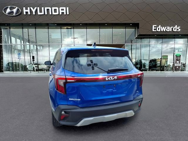 Used 2024 Kia Seltos LX AWD/4WD image 5