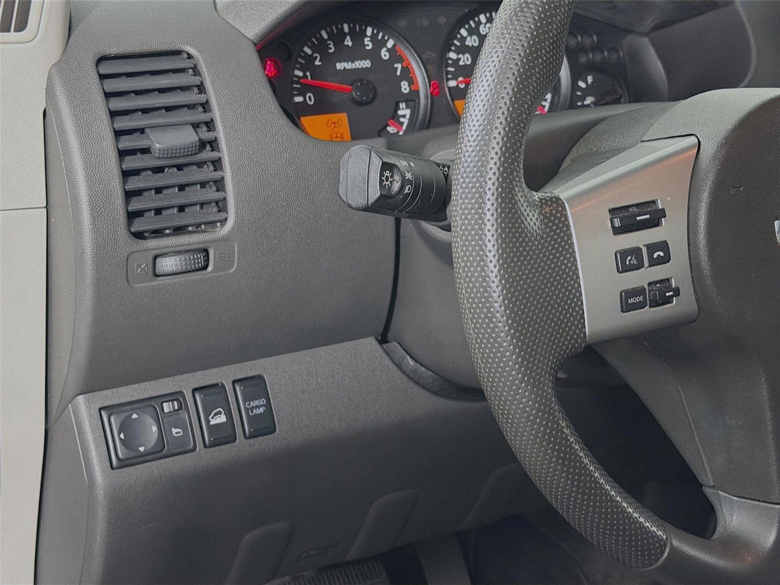 Used 2015 Nissan Frontier SV AWD/4WD image 17