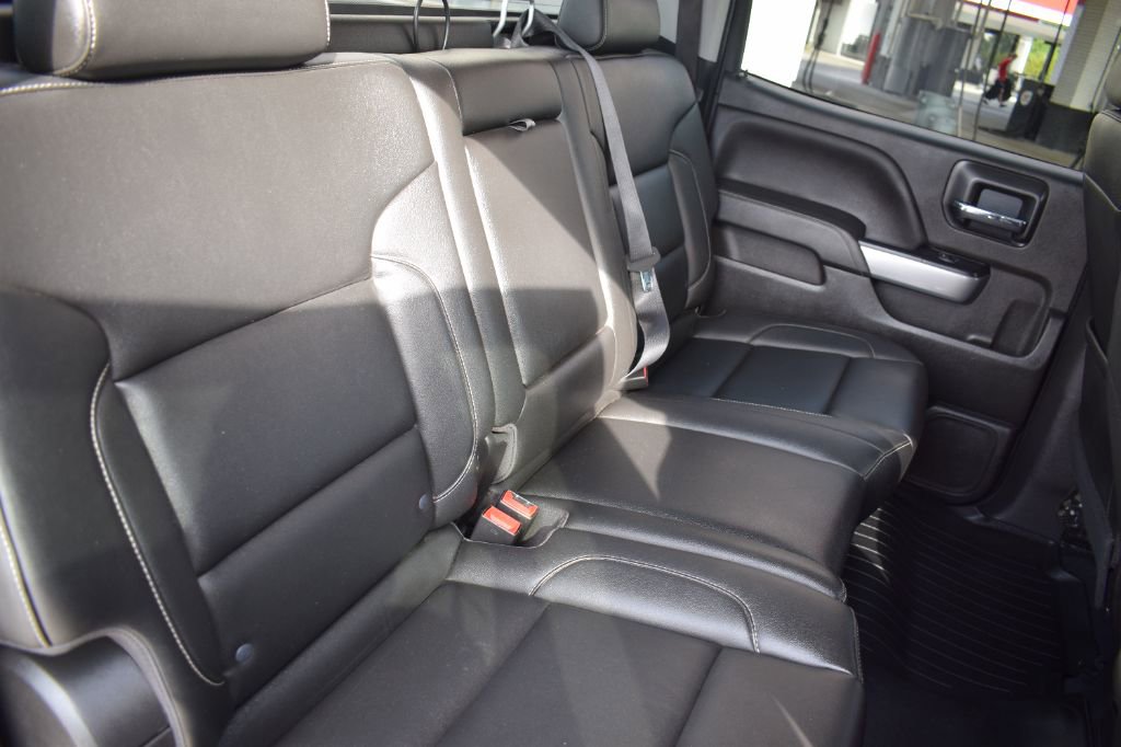 Used 2018 Chevrolet Silverado 1500 LT w/ All Star Edition AWD/4WD image 13