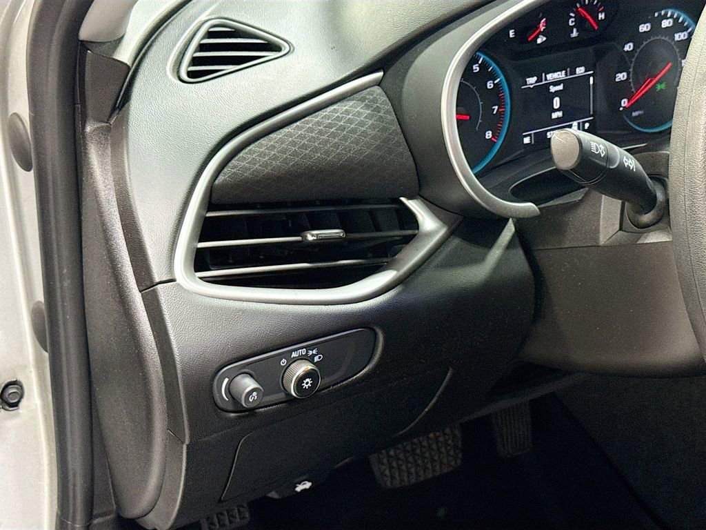 Used 2021 Chevrolet Malibu LS FWD image 10