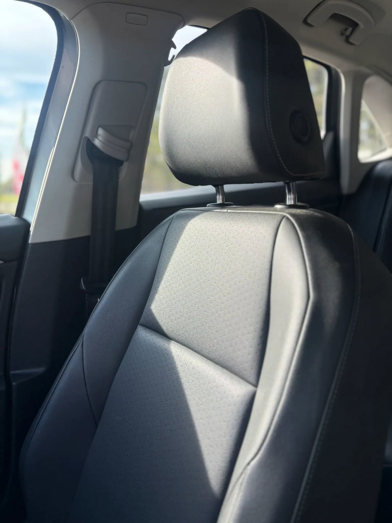 Used 2019 Volkswagen Jetta SE image 12