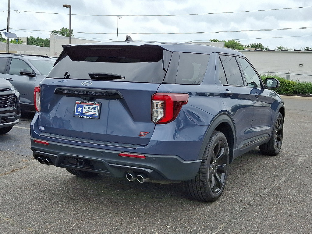 Used 2021 Ford Explorer ST w/ ST Street Pack AWD/4WD image 11