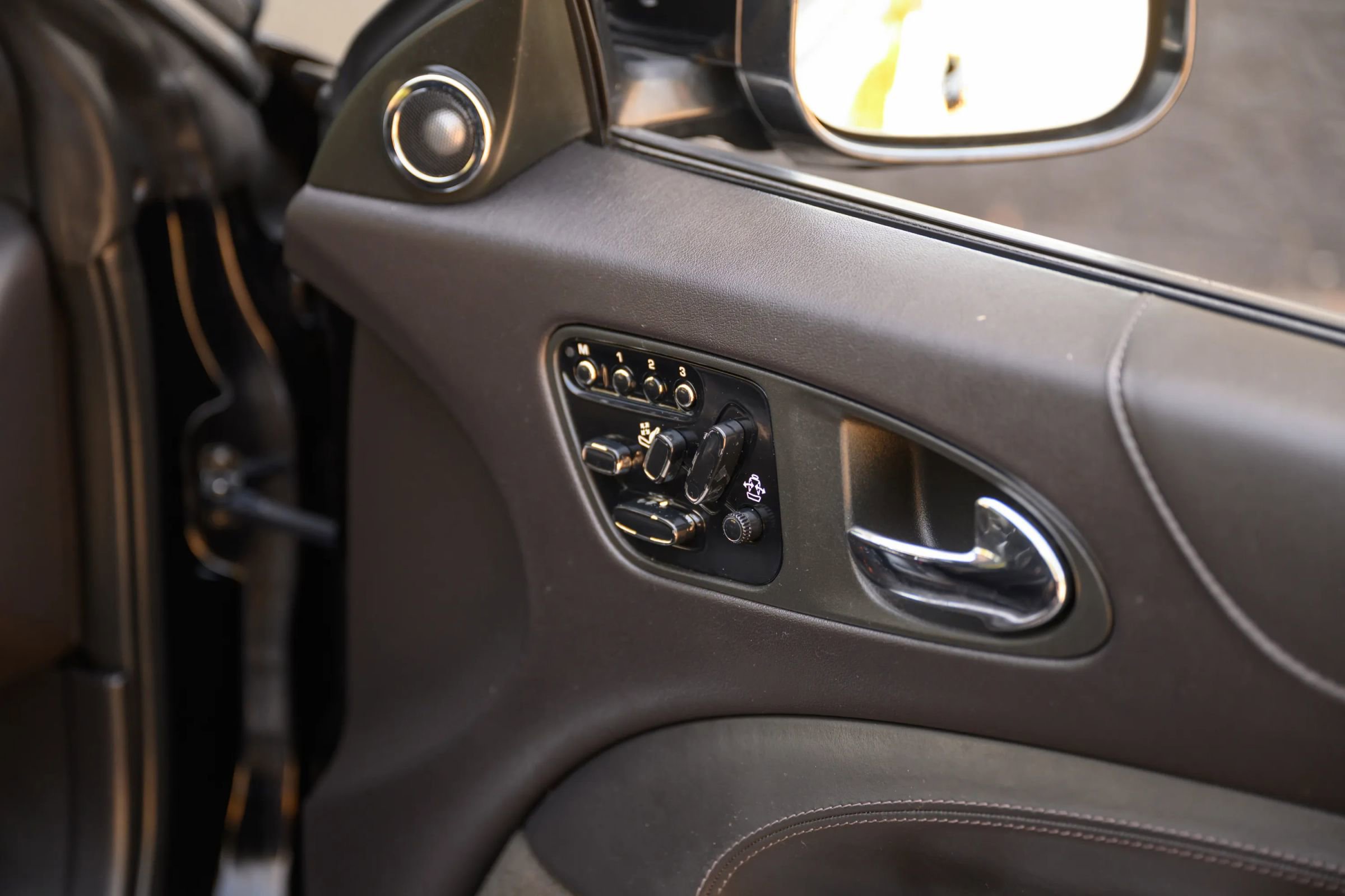 Used 2012 Jaguar XKR R RWD image 40