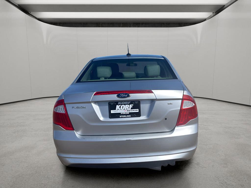 Used 2011 Ford Fusion SE FWD image 4