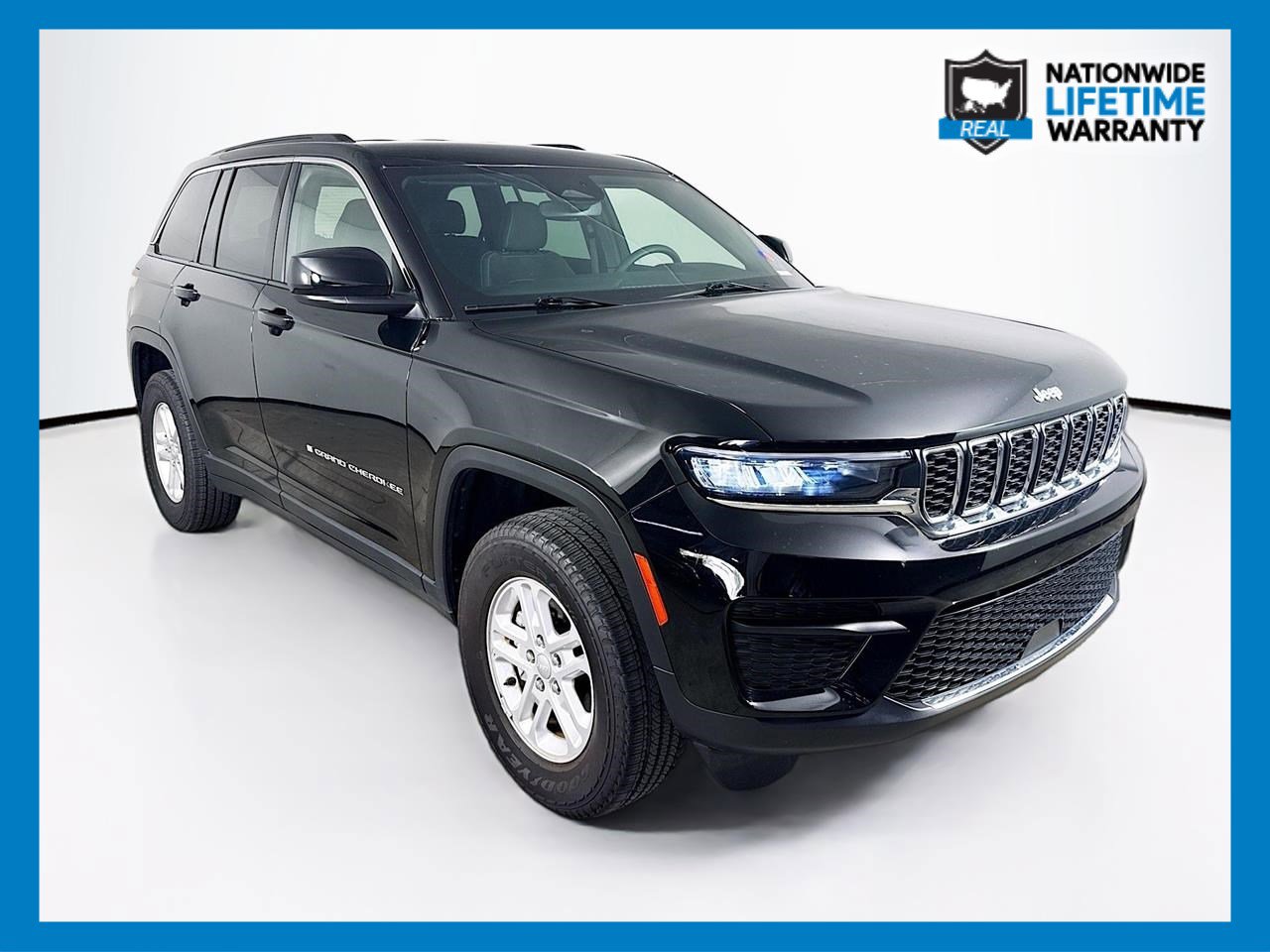 Used 2024 Jeep Grand Cherokee Laredo