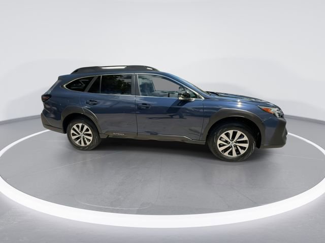 Certified 2025 Subaru Outback Premium AWD/4WD image 9