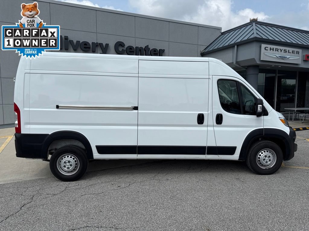 Used 2025 RAM ProMaster 2500 w/ Convenience Group FWD image 4