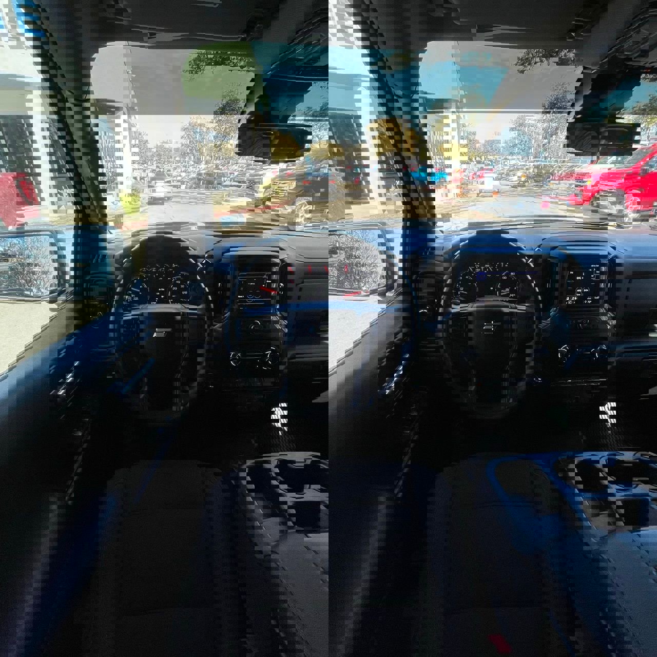 Used 2023 Chevrolet Silverado 1500 Custom image 12