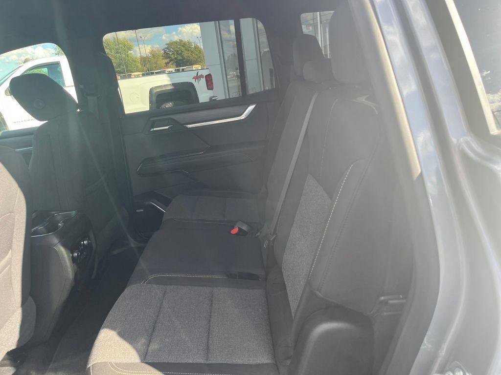 Used 2025 GMC Acadia Elevation image 19