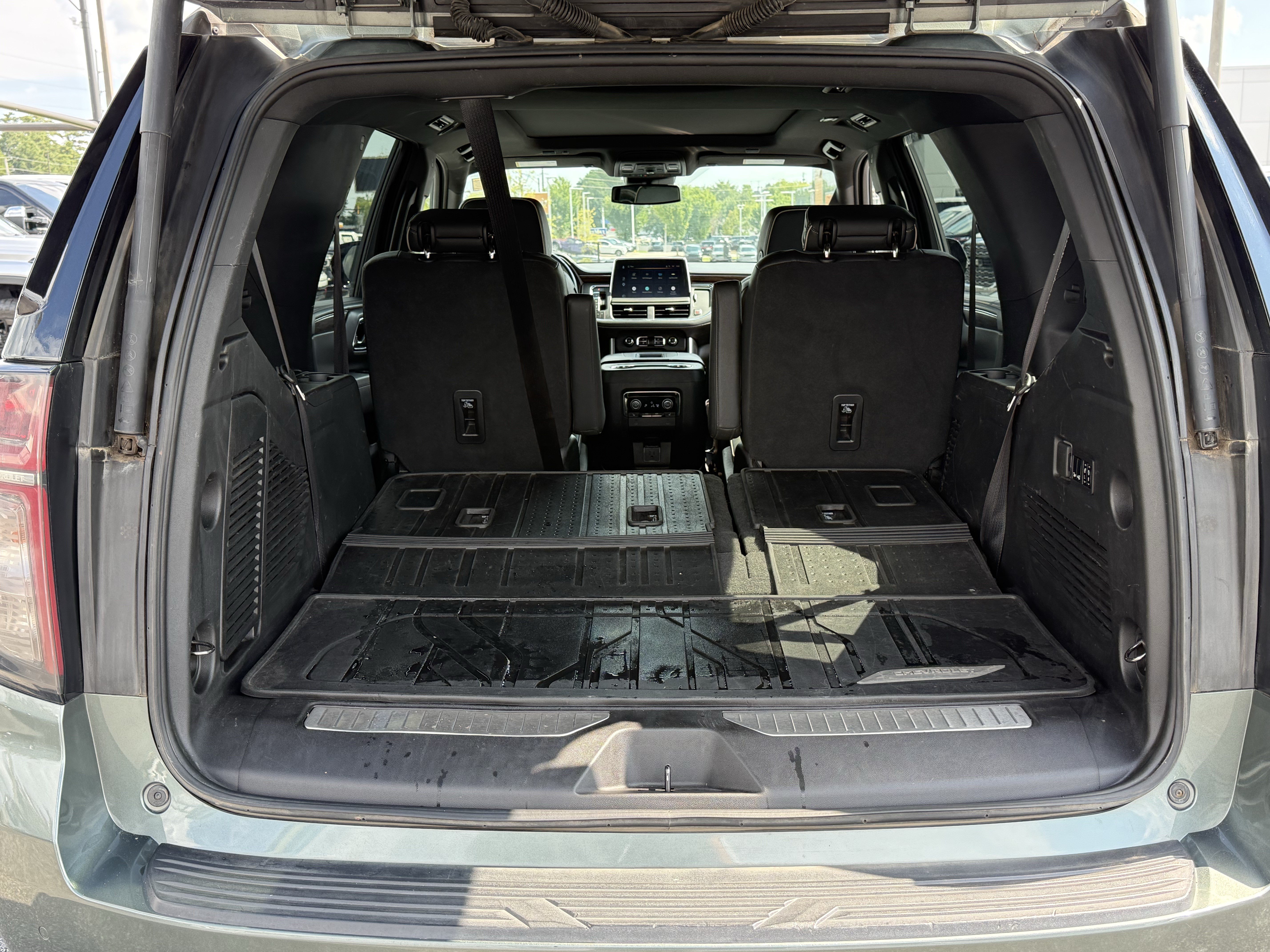 Used 2023 Chevrolet Tahoe Premier RWD image 36