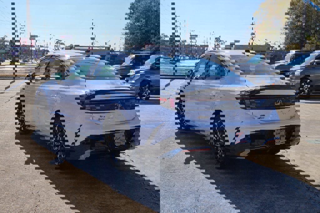 Used 2025 Hyundai Sonata SEL image 2