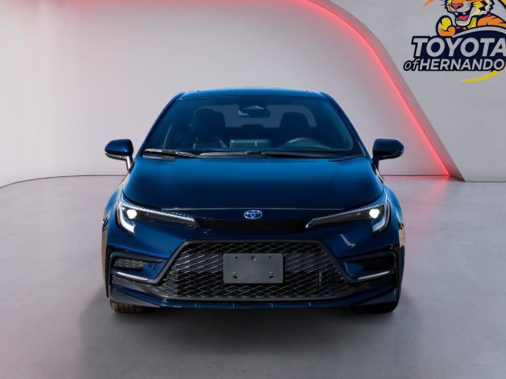 Used 2024 Toyota Corolla XSE image 2